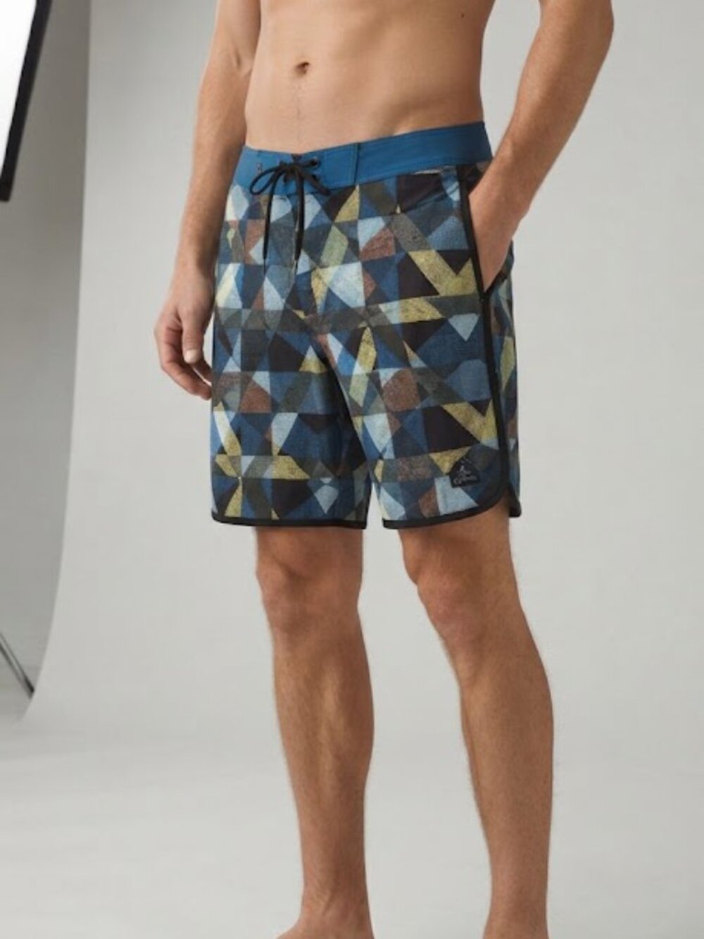 prAna High Seas Boardshort (Style: M3HSEA116), retro-inspired geometric pattern